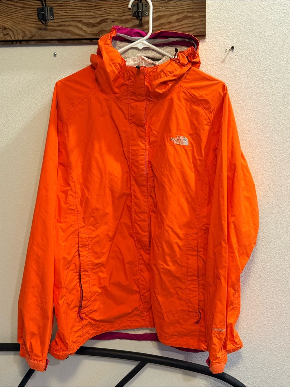 The North Face Women's XL Orange Magenta Hooded Rain Jacket